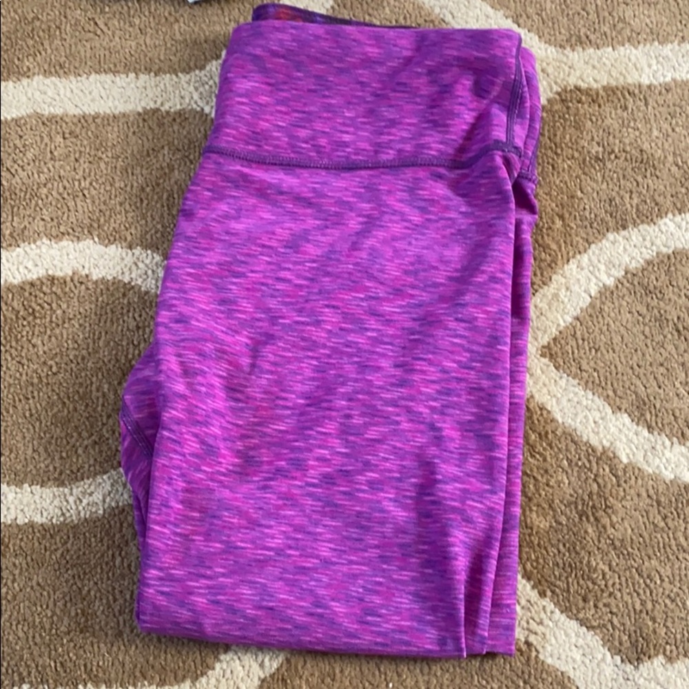 Reversible cropped leggings